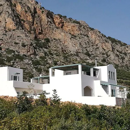 White House * Palaiochora